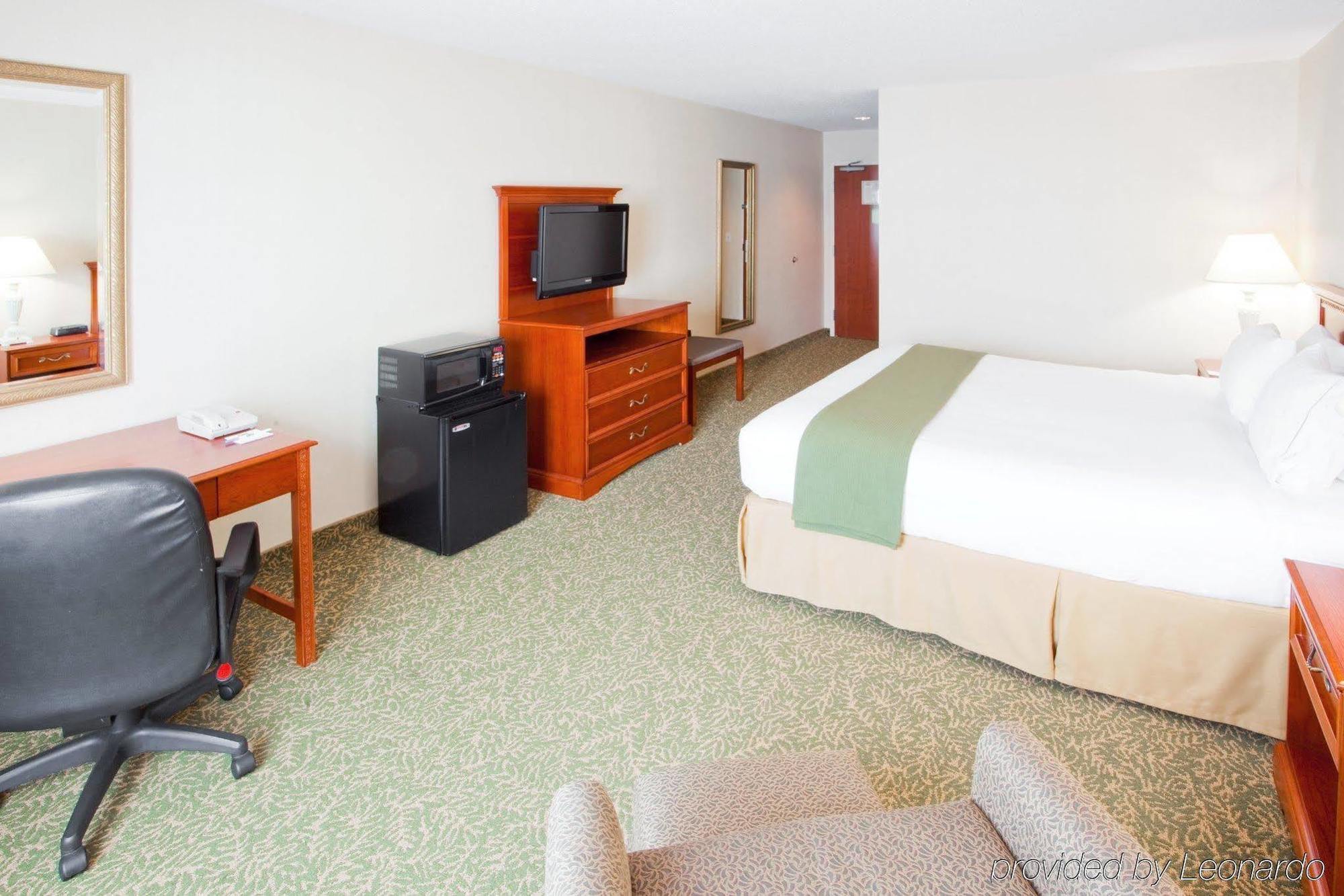 Holiday Inn Express Hotel & Suites Hagerstown By Ihg Chambre photo
